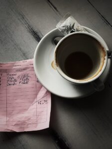 Photo "How to save for a big goal without giving up daily pleasures"