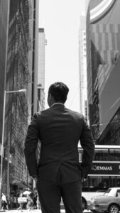 Photo "The best investments to make at the beginning of your career"