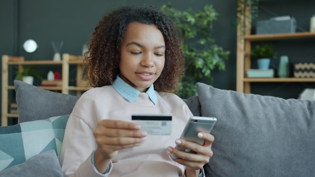Photo consumer rights online shopping